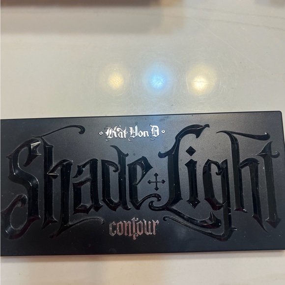 KVD Beauty Shade + Light Powder Face Contour Palette - Picture 4 of 4